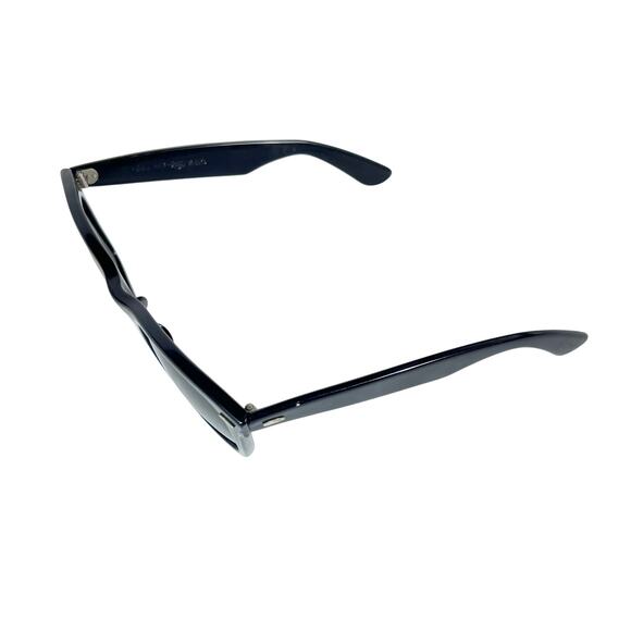 Ray-Ban Wayfarer Matte Black Gradient Graphite Polarized Used For Parts - Picture 3 of 16